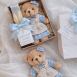 Lembranças de Batizado Personalizadas com Ursinha de Peluche e Cartão personalizável