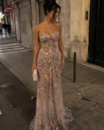 Vestido Laura – Vestido de Cerimónia Elegante em Seda com Bordados Florais - Image 5