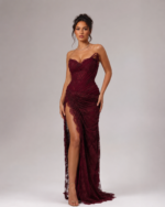 Vestido Vitória – Vestido de Cerimónia em Renda com Abertura Lateral